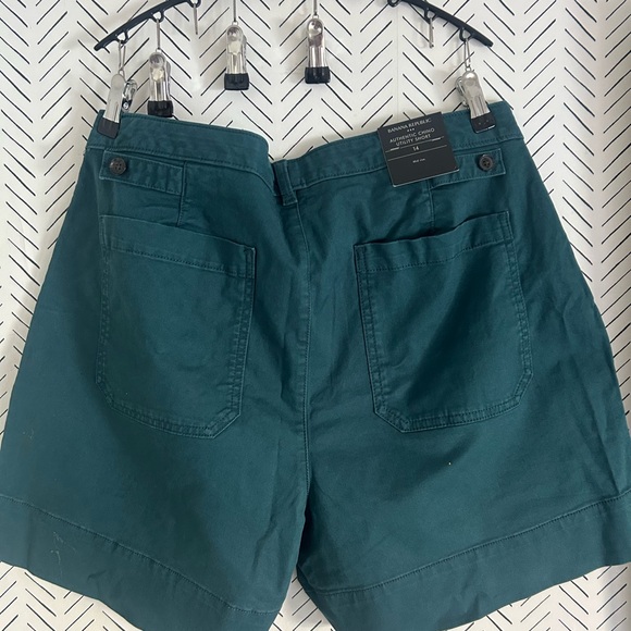 Banana Republic Teal Chino Utility Shorts - Picture 2 of 11